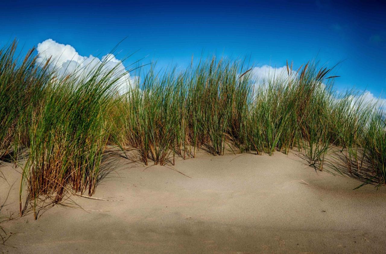 Insellandhotel Michaelsen Borkum Island Buitenkant foto