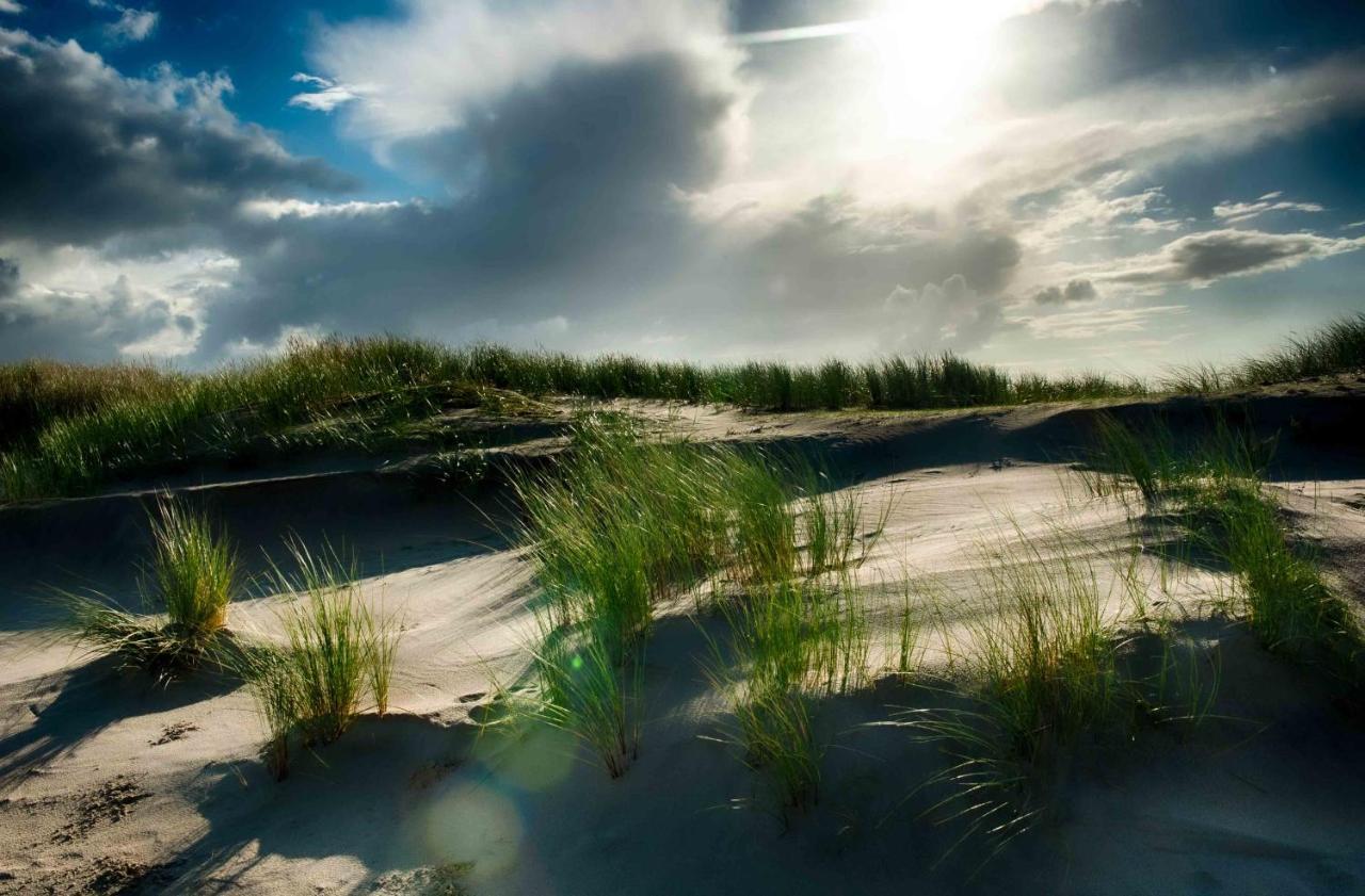Insellandhotel Michaelsen Borkum Island Buitenkant foto