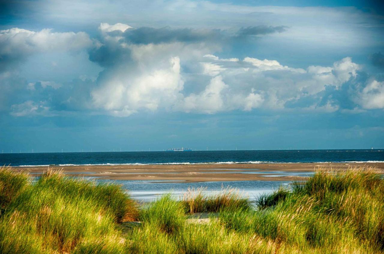 Insellandhotel Michaelsen Borkum Island Buitenkant foto